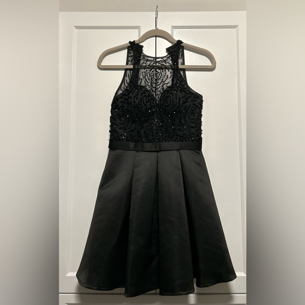 Size 4 Black Homecoming/Wedding Guest Dress (Jolene Collection)